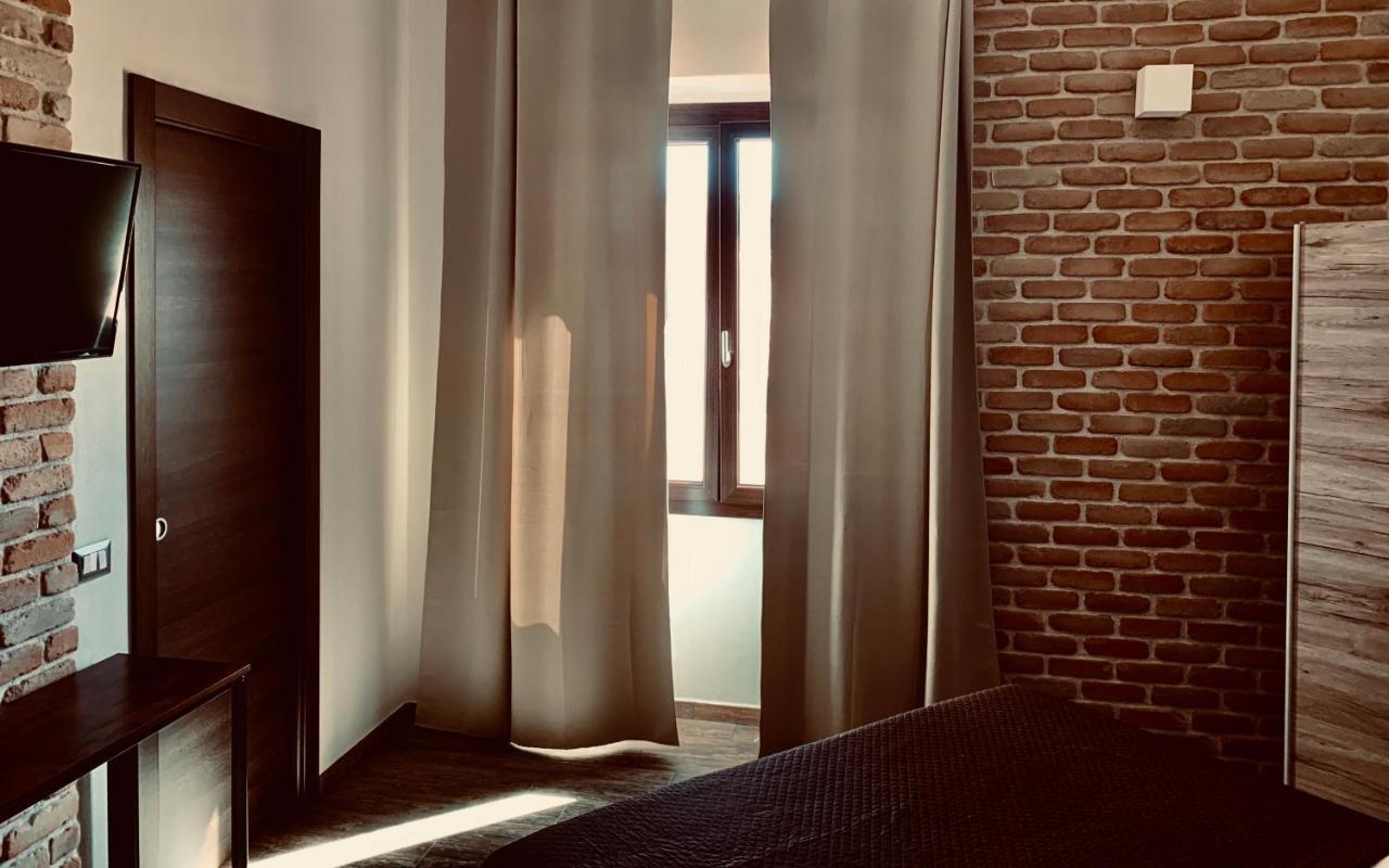Loft Bed & Breakfast Боза Екстериор снимка